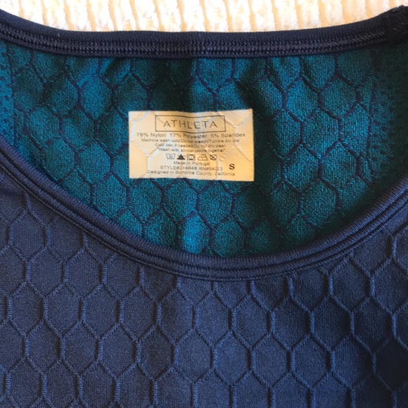 Athleta navy workout tank top - Picture 2 of 5